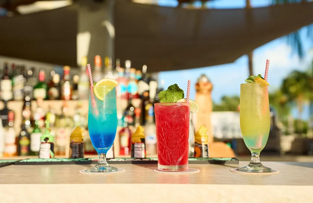 Papagayo Beach Resort (Adults Only)-1